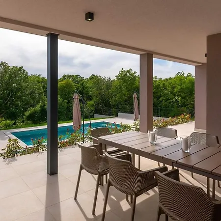 Alba Labin Holiday home Diminici