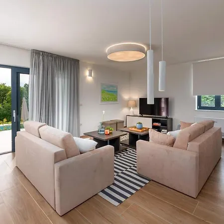Alba Labin Holiday home Diminici