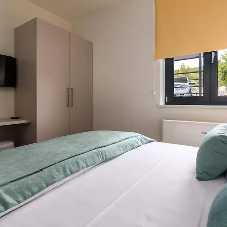 Alba Labin Holiday home Diminici