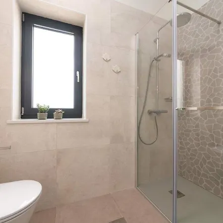 Alba Labin Holiday home Diminici